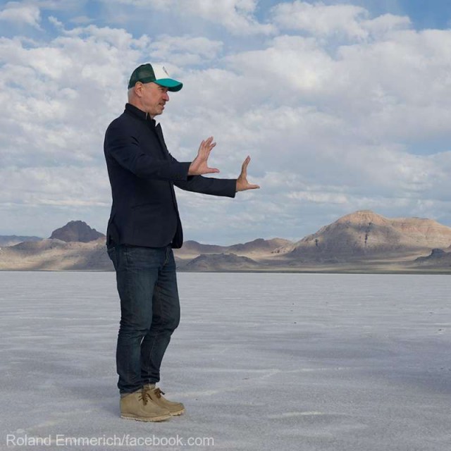 Roland Emmerich va regiza un nou film SF de proporţii epice