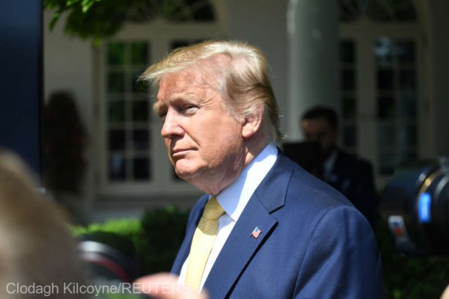 Blocarea de către Trump a criticilor pe Twitter este neconstituţională