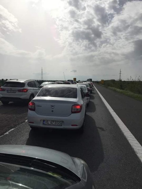 Accident rutier pe A2! O bandă de mers a fost blocată