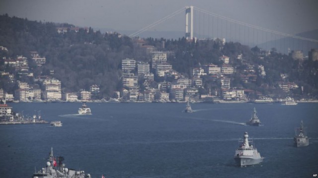 Marina militară turcă începe ample exerciţii în Mediterana, Egeea şi Marea Neagră