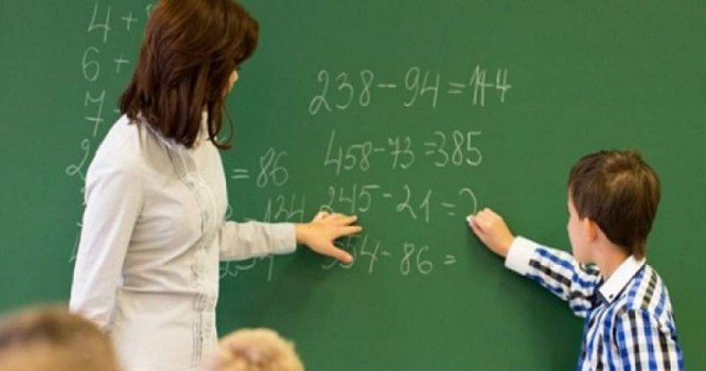 FSLI: Ministrul Muncii e departe de cifrele reale şi de sumele pe care le încasează angajaţii din educaţie