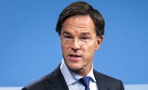 Adrian Năstase îl desființează pe premierul olandez: E doar retorică de campanie! Mă întreb dacă Mark Rutte chiar a fost acolo...