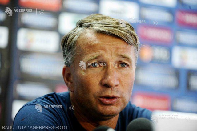 Dan Petrescu (CFR Cluj): Trofeul de campion trebuie să îl împart cu ceilalţi 3 antrenori dinaintea mea