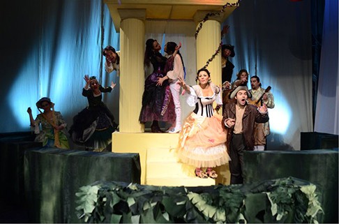 Constănțenii, invitați la teatru! Iată ce spectacole se joacă pe scena Teatrului de Stat