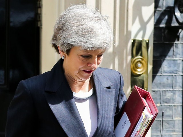 Marea Britanie: Zece candidaţi pentru a-i urma Theresei May la conducerea Partidului Conservator