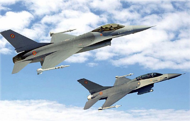 Patru aeronave Eurofighter Typhoon ajung la baza militară de la Kogălniceanu: vor executa misiuni de poliţie aeriană