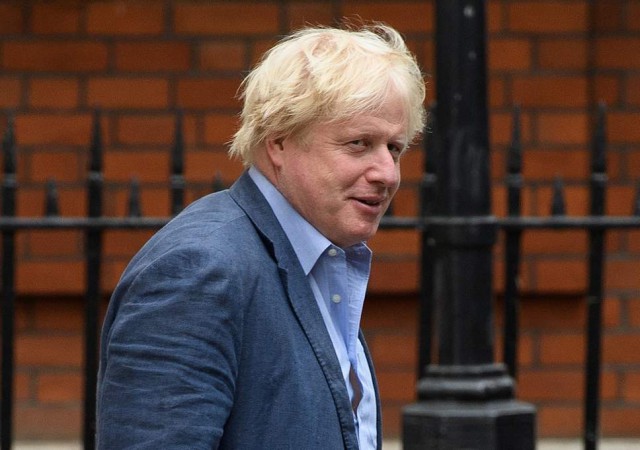Boris Johnson a fost desemnat oficial prim-ministru de regina Elisabeta a II-a