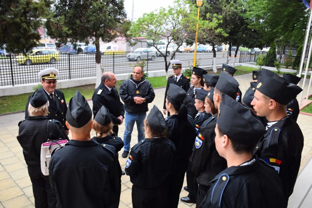 20 de elevi din Vaslui participă la programul „CADET ÎN FORȚELE NAVALE ROMÂNE”