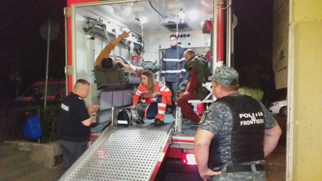 Pescador turcesc, la braconat în apele teritoriale ale României. A fost oprit cu FOCURI de ARMĂ! Trei marinari au fost răniţi, nava s-a scufundat! VIDEO