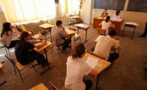 Proiect exploziv depus în Parlament de un deputat UDMR: Eliminarea limbii române din probele de la BAC pentru elevii minoritari