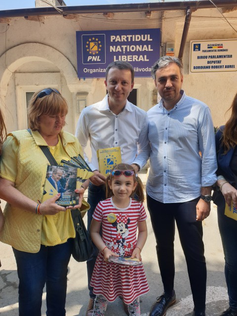 Siegfried Mureşan a revenit la Constanţa: a stat de vorbă cu electoratul din Năvodari
