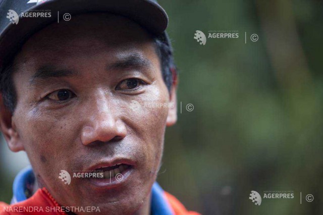 Nepalezul Kami Rita a stabilit un nou record, cu 23 de ascensiuni pe Everest