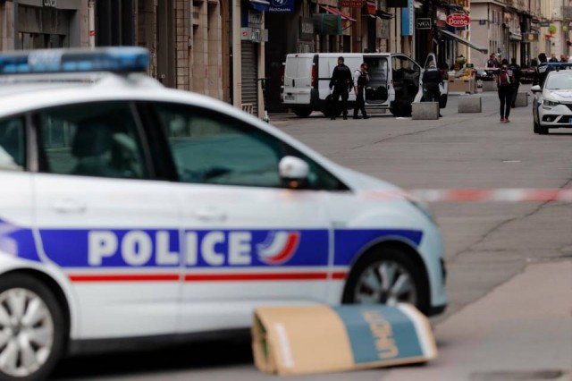 Atentat la Lyon: Suspectul a recunoscut că a confecţionat coletul-capcană