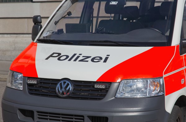 Elveţia: Trei morţi după o luare de ostatici într-un apartament
