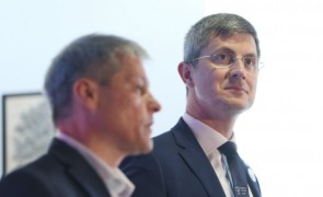 Dacian Cioloș și Dan Barna au EXPLODAT de bucurie, după scorul ZDROBITOR al USR - PLUS: 'Cerem demisia Guvernului Dăncilă'