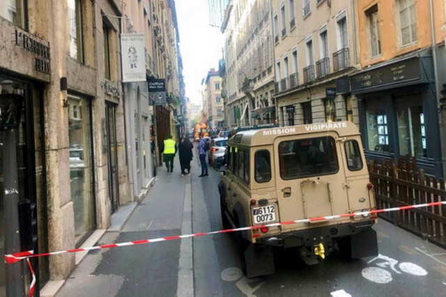 Poliţia franceză a arestat un bărbat suspect în cazul exploziei de la Lyon