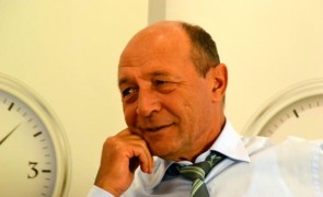 Traian Băsescu e complet cucerit de Viorica Dăncilă: 'Va câștiga, fără discuție. Ar putea candida la prezidențiale'