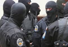 PERCHEZIȚII într-un dosar de contrabandă și spălare de bani