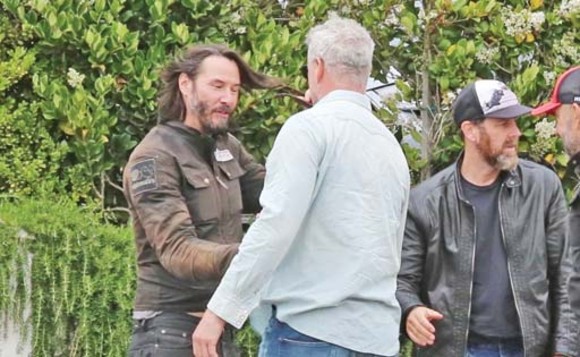 Aşa arată Keanu Reeves în realitate
