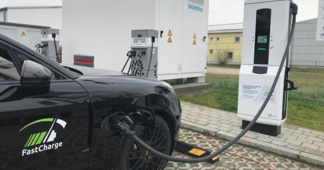 Ministerul Mediului: Buget de 92 milioane lei în 2019 pentru instalarea de staţii de încărcare a autovehiculelor electrice