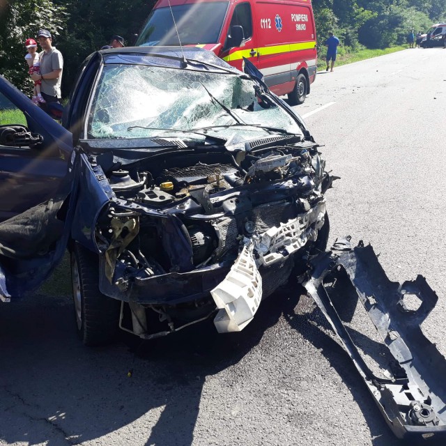 Accident rutier la intrare în Valu lui Traian: a pierdut controlul direcției de mers!