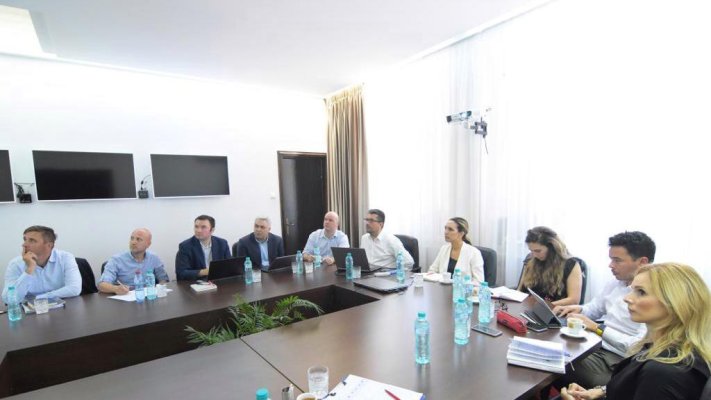 Făgădău s-a întâlnit cu specialiștii Băncii Mondiale pe tema REMODELĂRII URBANISTICE
