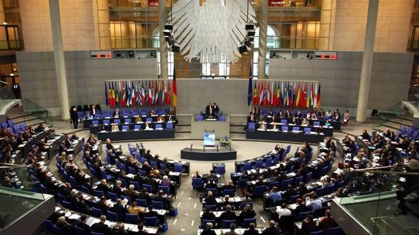 Germania: Parlamentul aprobă noi reglementări pentru facilitarea deportărilor