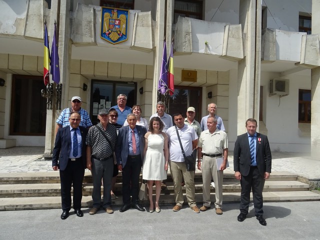 Zece militari în rezervă și retragere din Constanța, DECORAȚI de Ministerul Apărării Bulgaria