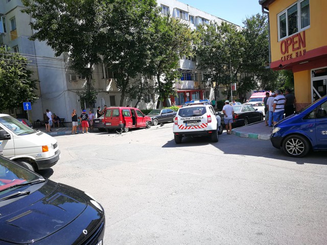 ACCIDENT în Năvodari. O persoană a fost rănită