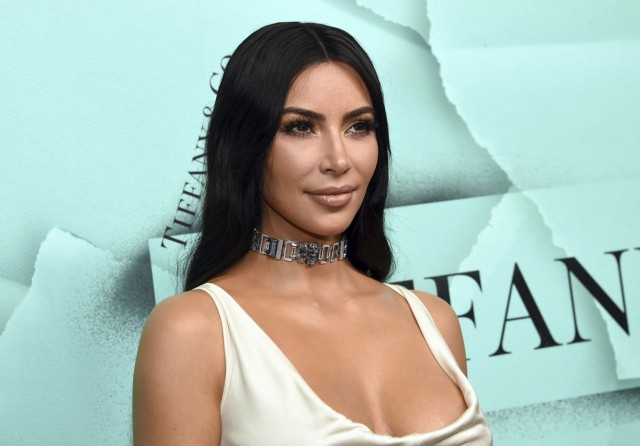 Primarul din Kyoto i-a cerut starletei Kim Kardashian să nu atribuie unui brand de lenjerie intimă numele „Kimono“