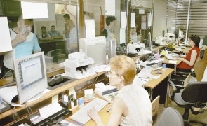 Eugen Teodorovici insistă cu reducerea angajaților din administrația publică