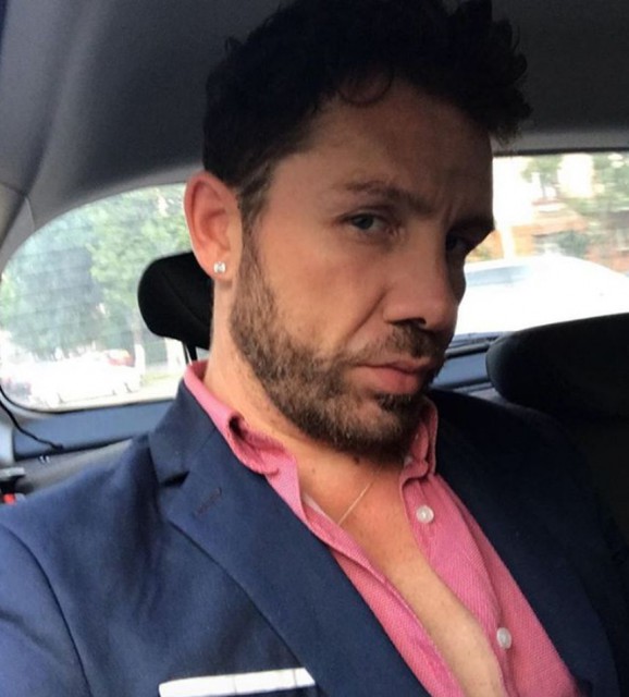 Matteo Politi critică femeile care se pozează sexy