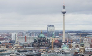 Anchetă socială în cazul unui copil român internat într-un centru maternal din Germania