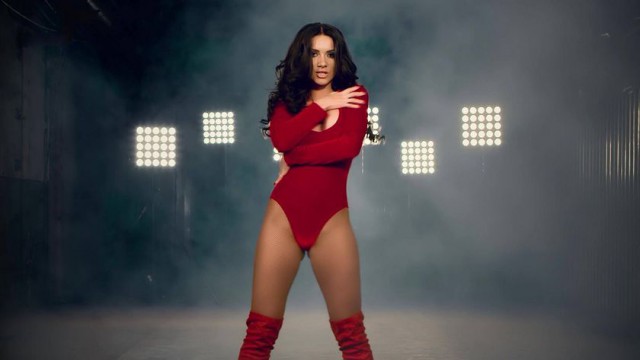 Otilia Bilionera s-a căsătorit în mare secret!
