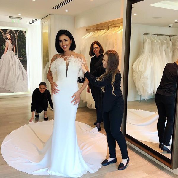 Primele imagini cu Adelina Pestrițu în rochie de mireasă