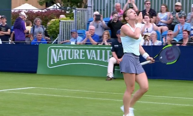 Simona Halep-Su Wei Hsieh 6-2, 6-0. Simo și-a spulberat adversara în 55 de minute