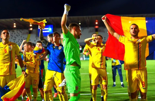Le-am dat peste nas tuturor! Remember: reacția zeflemitoare a selecționerilor Angliei U21 și Franței U21 după tragerea la sorți