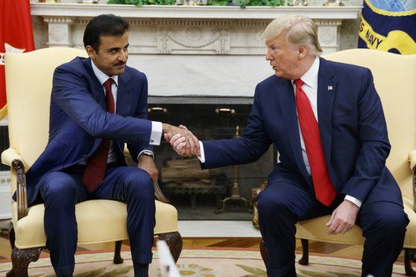 Emirul Qatarului s-a oferit să medieze criza SUA-Iran în discuţiile cu preşedintele Donald Trump