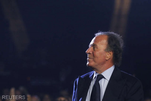 Cântăreţul Julio Iglesias recunoscut de justiţia spaniolă drept 'tatăl biologic' al unui bărbat de 43 de ani