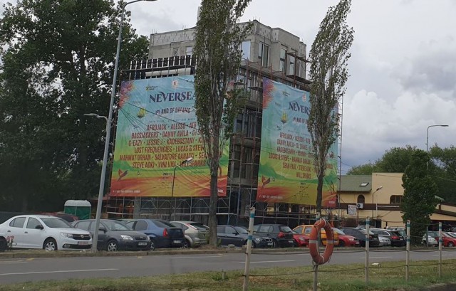Primăria Constanţa s-a încurcat în răspunsuri! Nu ştie câte panouri publicitare a pus la dispoziţia Neversea
