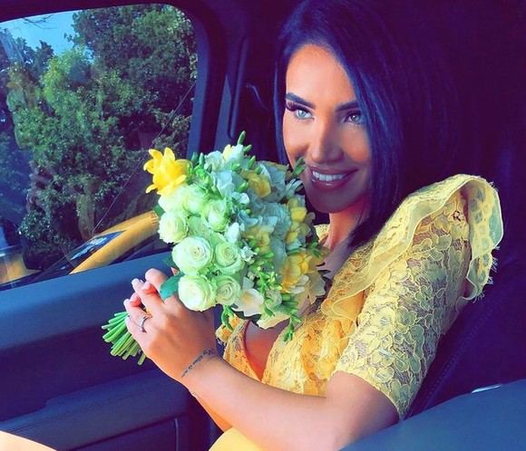 Cine sunt cele 6 domnişoare de onoare ale Adelinei Pestriţu