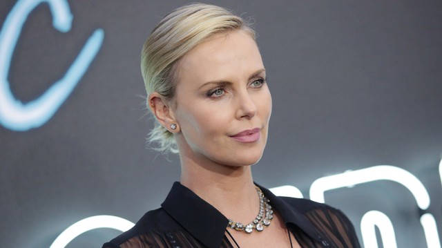 Charlize Theron şi Helen Mirren revin în franciza ''Fast & Furious''