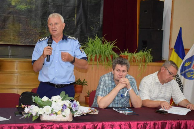 „Tolerață zero” în Cumpăna față de cei dau muzica la maximum și aruncă gunoaie în stradă!