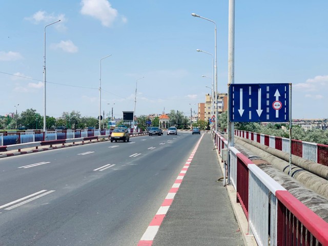 Noi măsuri privind traficul rutier pe podul Năvodari