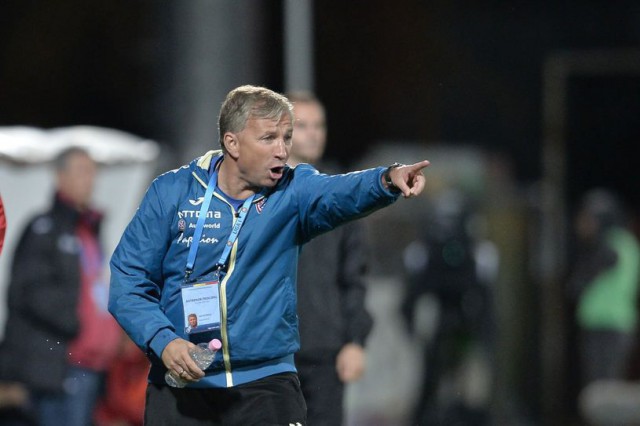 Dan Petrescu: Eu şi Hagi vom fi mereu prieteni, dar când jucăm nu mai suntem prieteni