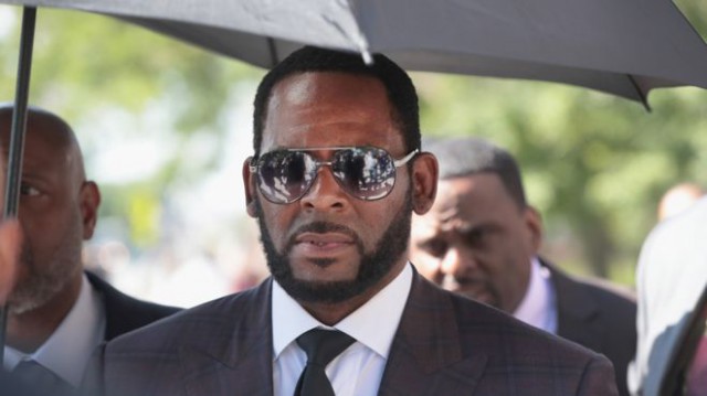 Cântăreţul R. Kelly a pledat nevinovat la acuzaţiile de trafic sexual