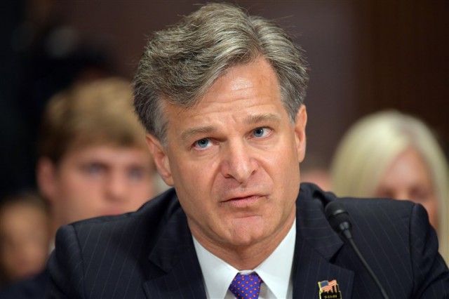 Șeful FBI: Ruşii încearcă în continuare să influenţeze alegerile americane