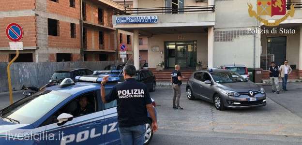 Poliţia din Sicilia închiria spaţiu de birouri de la o familie cu legături cu mafia