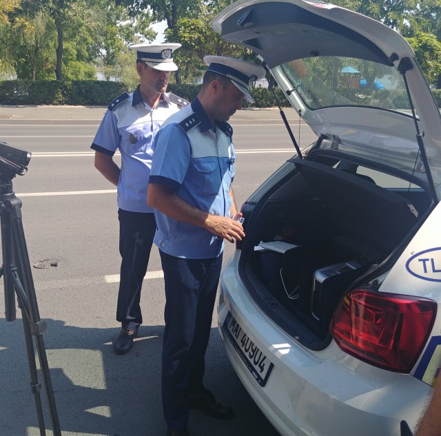 IPJ Tulcea a primit un aparat care depistează prezența substanțelor interzise