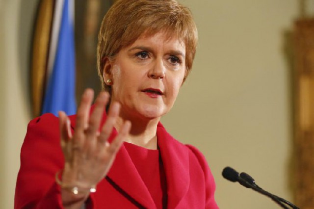 Sturgeon îi transmite lui Boris Johnson că va continua pregătirile pentru un nou referendum privind independenţa Scoţiei